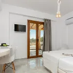 ヴィラ Naxos Beachwalk Plaka Maragkas