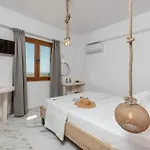 Naxos Beachwalk Plaka
