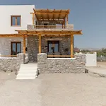 Naxos Beachwalk Plaka ヴィラ