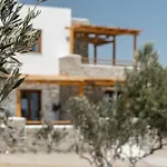 Naxos Beachwalk Plaka ヴィラ Maragkas