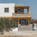 Naxos Beachwalk Plaka ヴィラ