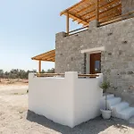 Naxos Beachwalk Plaka ヴィラ *