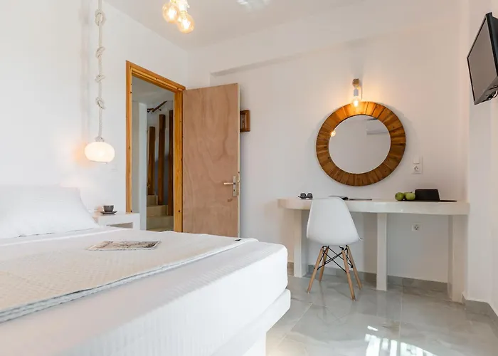 Naxos Beachwalk Plaka Maragkas