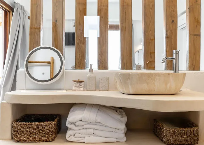 Naxos Beachwalk Plaka *